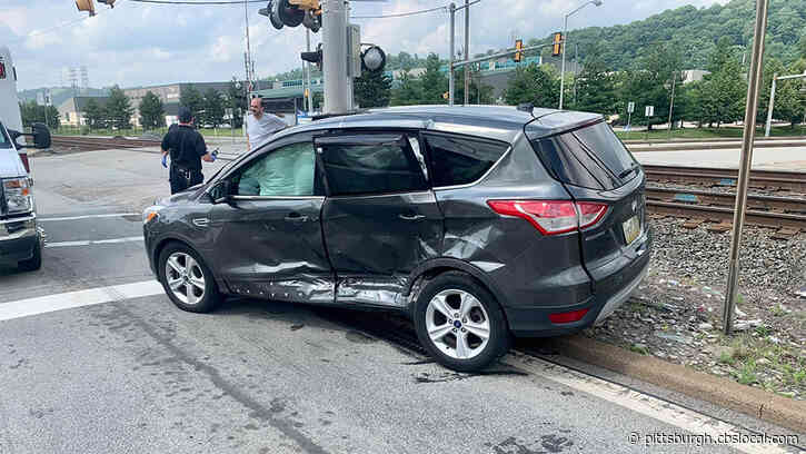 Police: Several People Injured After Two Vehicles Collide In Duquesne