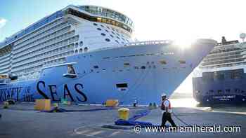 Florida’s U.S. senators want cruising to resume without government intervention - Miami Herald