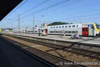 Trein op lijn Antwerpen-Hamont geschrapt door defect aan locomotief - Het Nieuwsblad