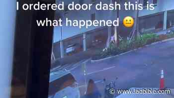 DoorDash Delivery Driver Takes Photo Of Customer's Food, Before Walking Off With Order - LADbible