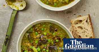Meera Sodha’s vegan recipe for courgette, pea and asparagus soup - The Guardian