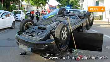Unfall in Weißenhorn: Auto streift geparkten Wagen und überschlägt sich