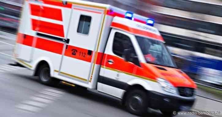 Mann stirbt nach Sturz aus Rettungswagen in München