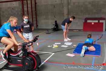Leerlingen beulen zich af in eigen Container Cup
