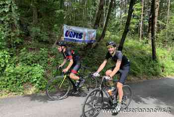 Clusone: successo per Simone e Alessandro, i due ciclisti conquistano il loro Everesting - Valseriana News