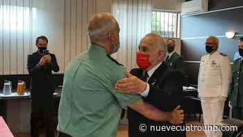 La Rioja La Guardia Civil condecora al presidente de Cruz Roja en La Rioja El instituto - NueveCuatroUno