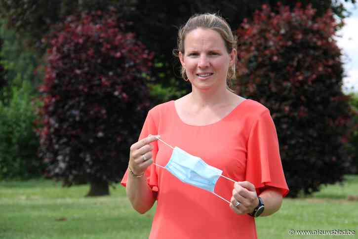 Na twee besmettingen en één spuitje roept Stephanie (34) op: “Alsjeblieft: laat je vaccineren tegen deze vieze indringer”