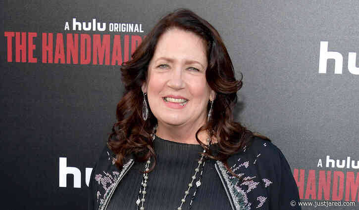 'The Handmaid's Tale' Star Ann Dowd Talks About the Time a Scared Fan Ran Away From Her