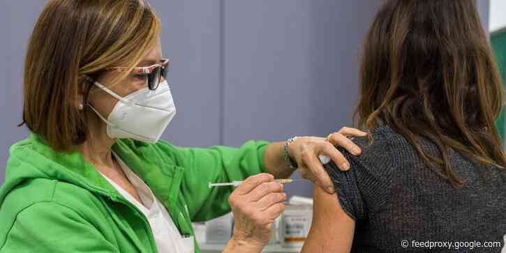 More than 3,500 women have reported period changes after their COVID-19 vaccine - but people should still get their shot, leading experts say