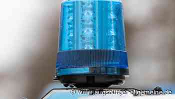 Unfall auf B311 bei Ehingen: Drei Verletzte und vier beschädigte Autos