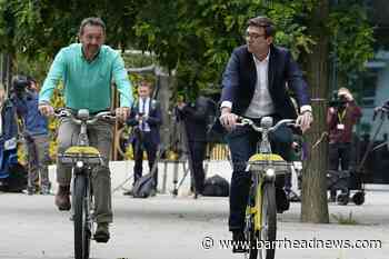 Cars exempted from Greater Manchester's new Clean Air Zone - Barrhead News