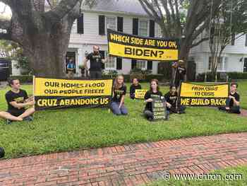 8 arrested outside of Sen. Ted Cruz's Houston home during climate change protest