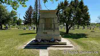 Statue honouring residential school founder removed from Sask. cemetery