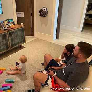 Justin Timberlake offers fans glimpse of baby son