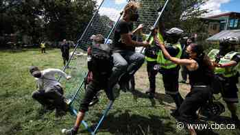 Toronto's promise for permanent housing ends standoff in Trinity Bellwoods park, advocate says