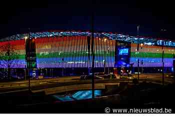 KAA Gent doet wat UEFA verbiedt: Ghelamco Arena ziet eruit als een regenboog