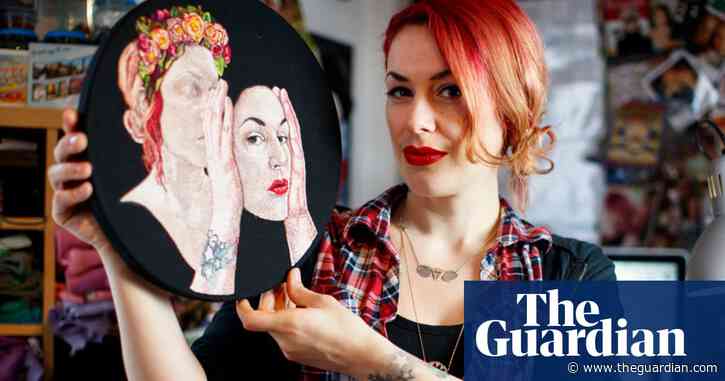Royal Academy of Arts apologises to Jess de Wahls in transphobia row