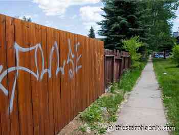 Homeowners urge city councillors to support easier pathway closures