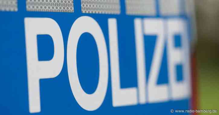 Glasscherben in Weitsprung-Anlage von Schule versteckt