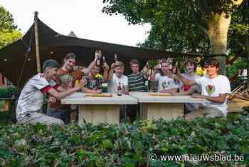 Jeugdhuis De Vonk opent eigen zomerbar De Stek