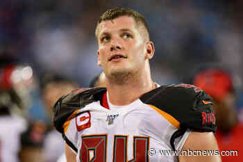 How the NFL's first openly gay player quietly stunned the sports world