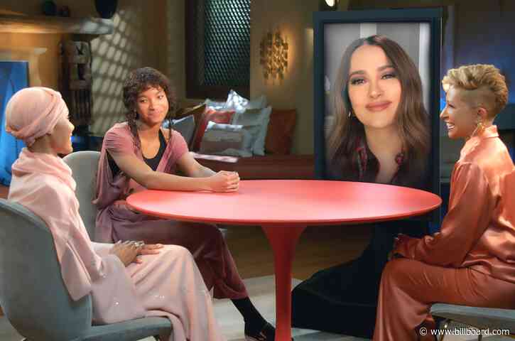 Here’s Why Salma Hayek Wanted Jada Pinkett Smith to Be Naked for ‘Nada Se Compara’ Music Video