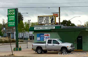 Funniest Yelp Reviews For A Cheyenne Liquor Store & Strip Club