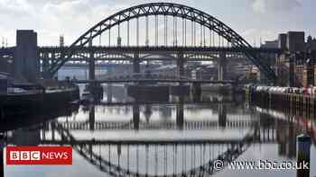 Tyne Bridge: Campaign to restore landmark for centenary