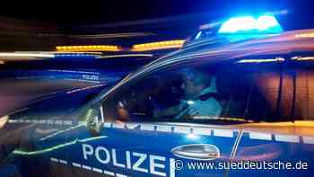 Polizei nimmt mutmaßlichen Brandstifter am Tatort fest - Süddeutsche Zeitung