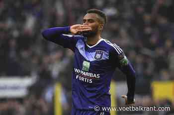 Anderlecht verwelkomt jarige spits terug op training, Kompany wil hem houden