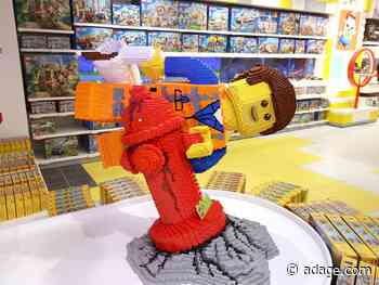 Lego bets big on real bricks with new NYC flagship