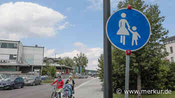 „Hoffentlich passiert niemandem etwas“: Ärger um Radweg an Petersbrunner Straße in Starnberg - Merkur Online