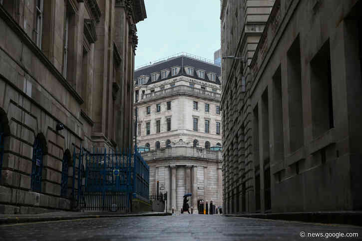 Bank of England holds policy steady, hints at inflation concerns - CNBC