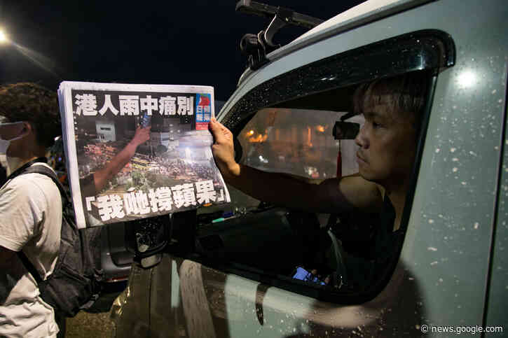 Hong Kong journalists blame Apple Daily's closure on 'continuous government oppression' - CNBC