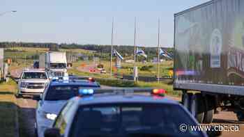 Traffic flowing freely at N.B.-N.S. border following 24-hour blockade