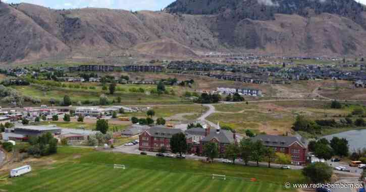 Mehr als 700 Gräber bei weiterer Schule für Indigene