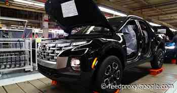 2022 Hyundai Santa Cruz production fires up in Alabama     - Roadshow