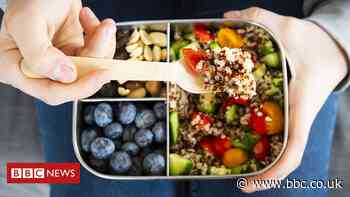 Ministers 'should urge public to eat less meat'