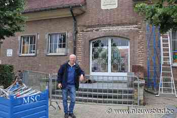 Oud gemeentehuis wordt aangepakt omdat veiligheid van kinderen er niet langer gegarandeerd was: “De scheuren werden plots fors groter”