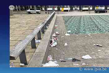 Museumplein op Zuid opnieuw stortplaats van feestvierders: “... (Antwerpen) - Gazet van Antwerpen