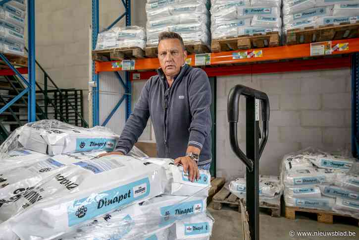 Serie-oplichter slaat opnieuw toe en bestelt voor duizenden euro’s hondenbrokken zonder te betalen: “Waarom wordt deze beroepsdief niet gestopt”