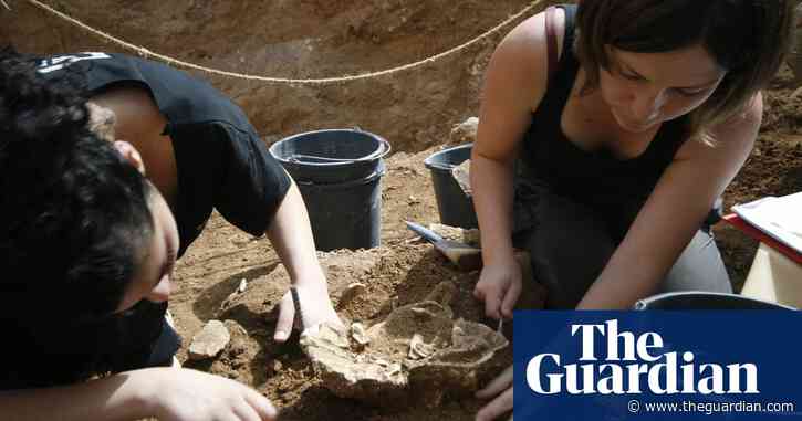 Fossilised bones found in Israel could belong to mystery extinct humans
