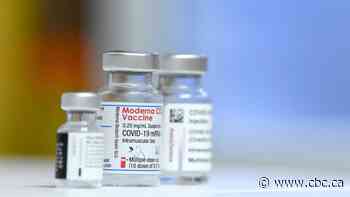 Holding out for 2nd dose of Pfizer COVID-19 vaccine over Moderna? There's no good reason, experts say