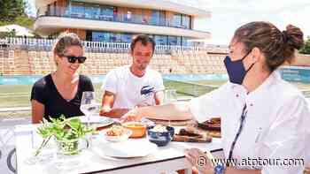 Daniil Medvedev & Wife Daria Taste Typical Spanish Food In Mallorca - ATP Tour