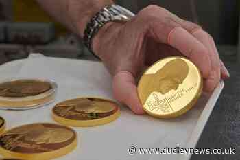New £5 coin unveiled commemorating the Duke of Edinburgh - Dudley News