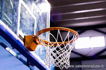 Rivive il campetto da basket del centro sociale di Pagani - Salernonotizie.it