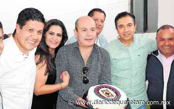 Fiesta sorpresa para Horacio Calvillo - Diario de Querétaro