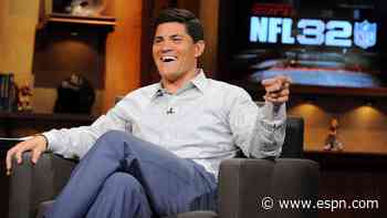 Former New England Patriots make transition from field to TV look easy