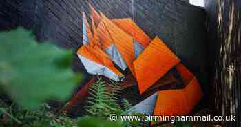 Stunning fox by Annatomix appears at Sutton Coldfield station - Birmingham Live
