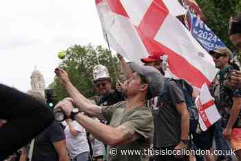 Thousands of anti-lockdown protesters march in central London